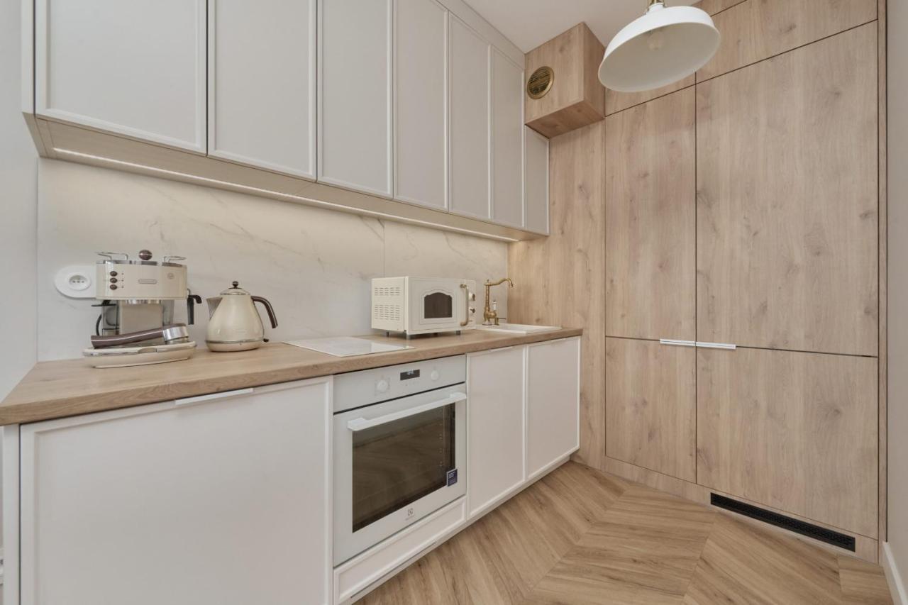 Elegant Apartment With Balcony Krakowska Wroclaw By Renters Prestige Exteriör bild