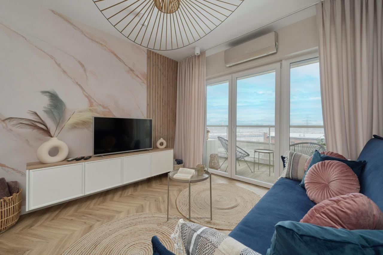 Elegant Apartment With Balcony Krakowska Wroclaw By Renters Prestige Exteriör bild