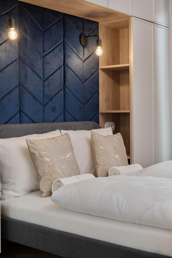 Elegant Apartment With Balcony Krakowska Wroclaw By Renters Prestige Exteriör bild
